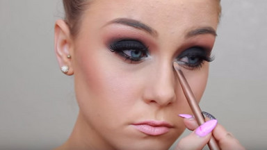 Smoky eyes dla początkujących. Makijaż w 12 prostych krokach