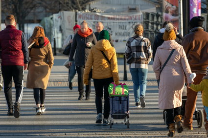 Bolesna prawda o zarobkach Polaków. Tak się żyje za średnią krajową