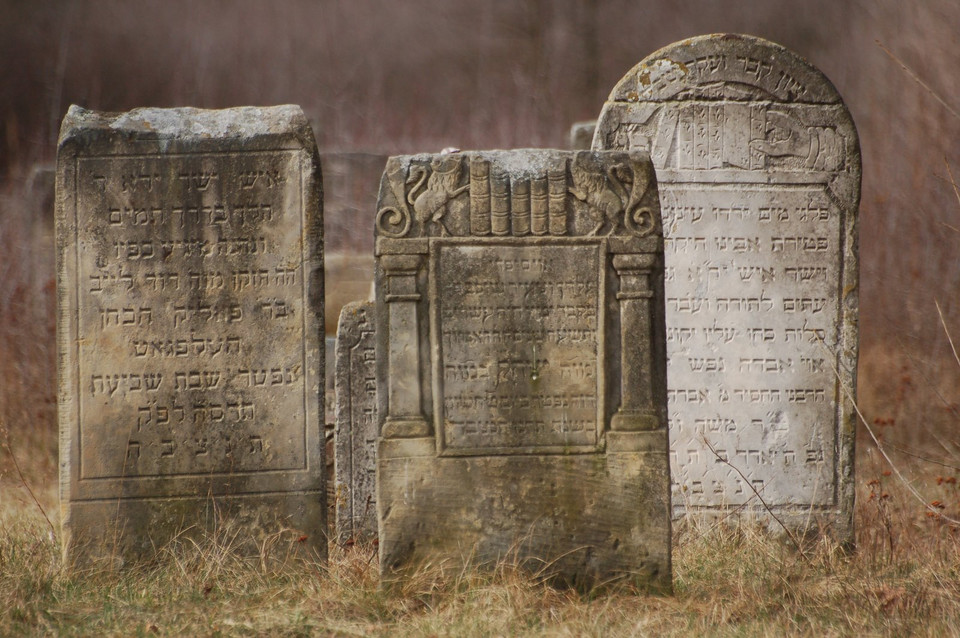 Macewy na cmentarzu żydowskim, Góra Kalwaria