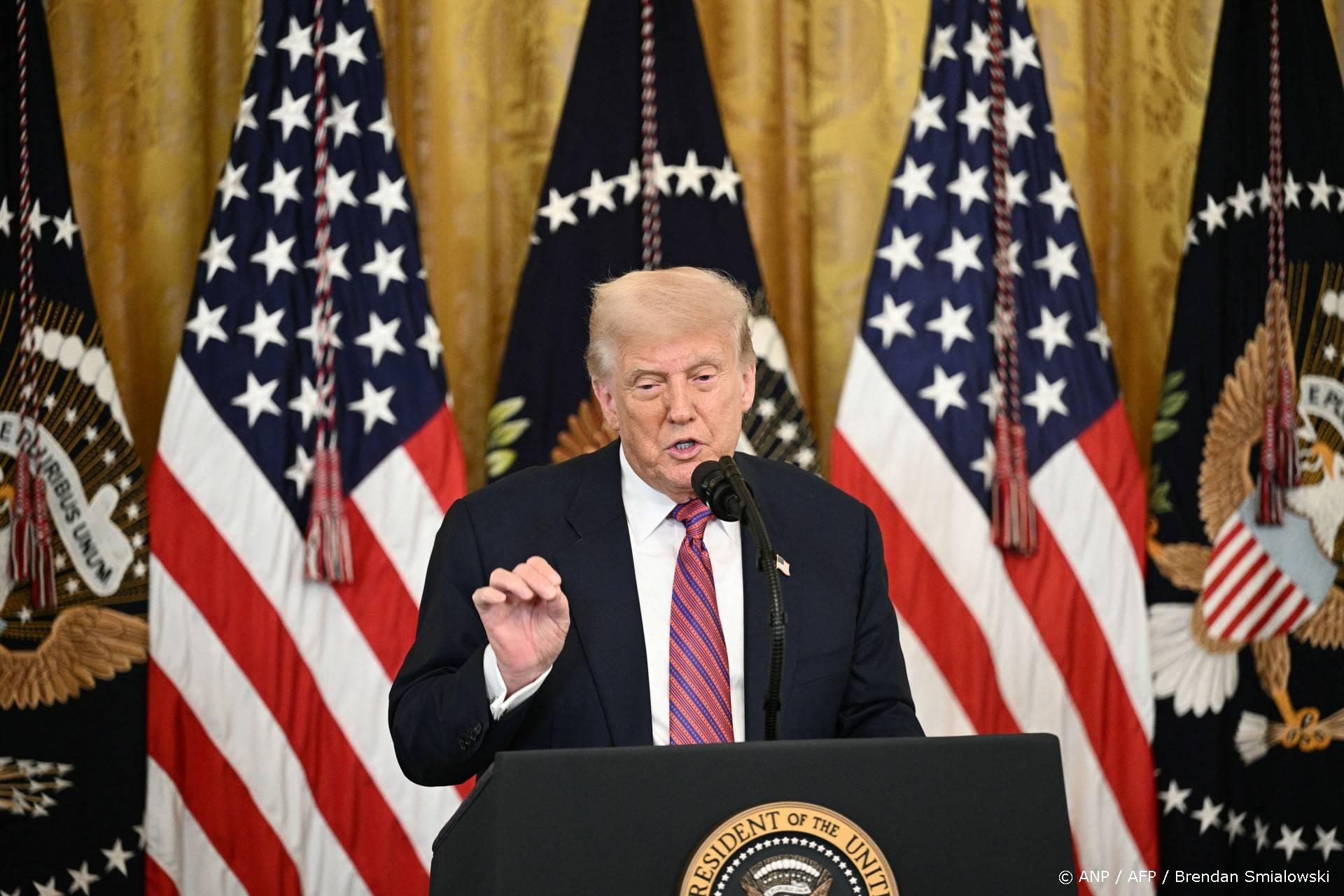 AEX vlak door Trump importheffingen EU: beurzen wachten af