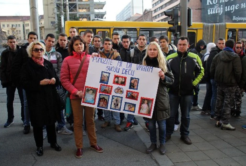 Podrška sa svih strana