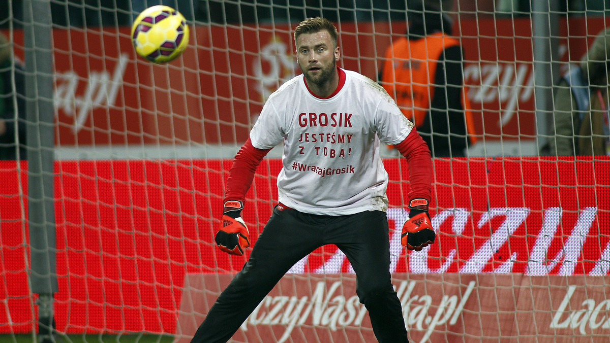 Kilka dni temu, podczas meczu eliminacji Euro 2016, w którym Polska wygrała z Gruzją 4:0, Kamil Grosicki złamał rękę. Kontuzja wyeliminowała go z gry na kilka do kilkunastu najbliższych tygodni. Koledzy z reprezentacji pokazali Grosickiemu, że liczą na jego szybki powrót do zdrowia.