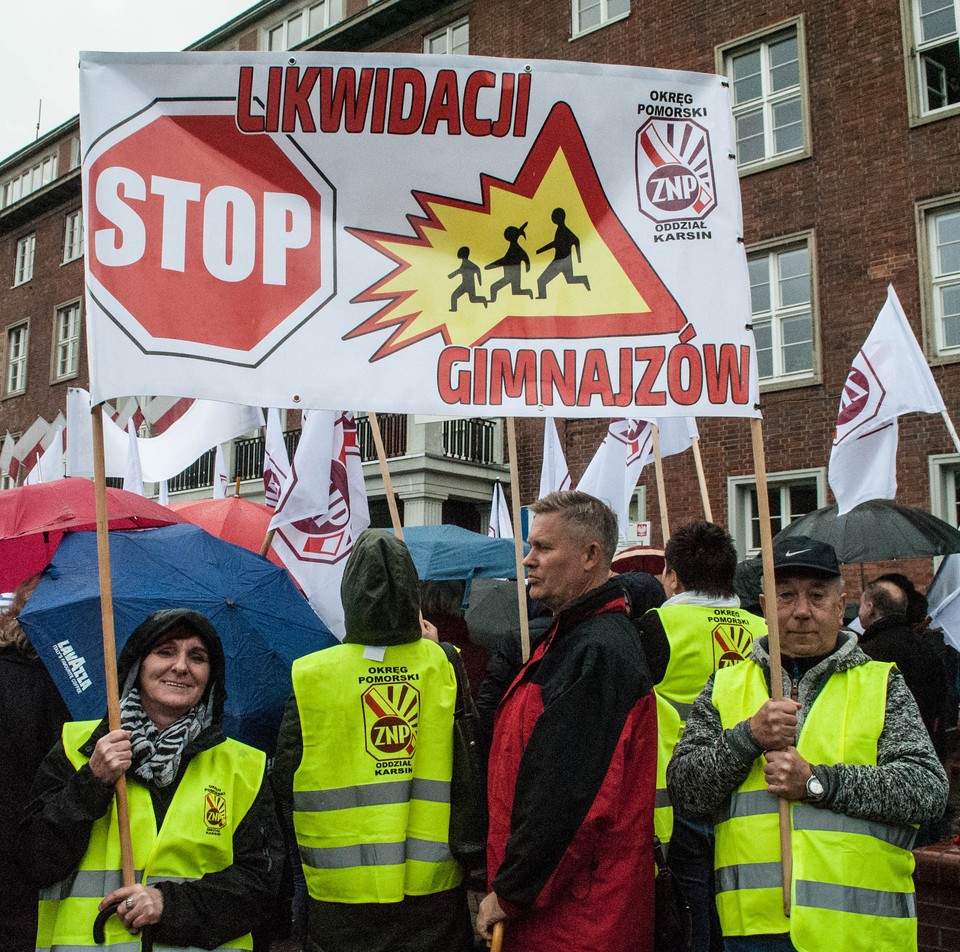 Nauczyciele protestowali w Gdańsku. "To jest sygnał ostrzegawczy dla całego rządu"