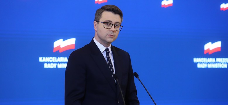 Rzecznik rządu: Afera mailowa to scenariusz pisany na Kremlu