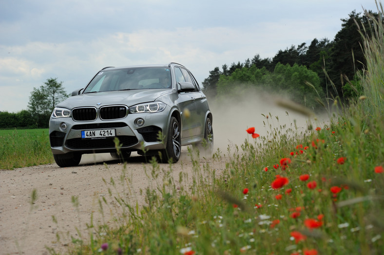 BMW X5 M (V8 biturbo/575 KM/4,2 s/2275 kg)