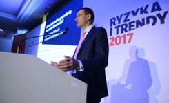 GUS publikuje najnowsze dane o PKB. 'Każdy z nas odczuje, jak bardzo pomylił się Morawiecki'