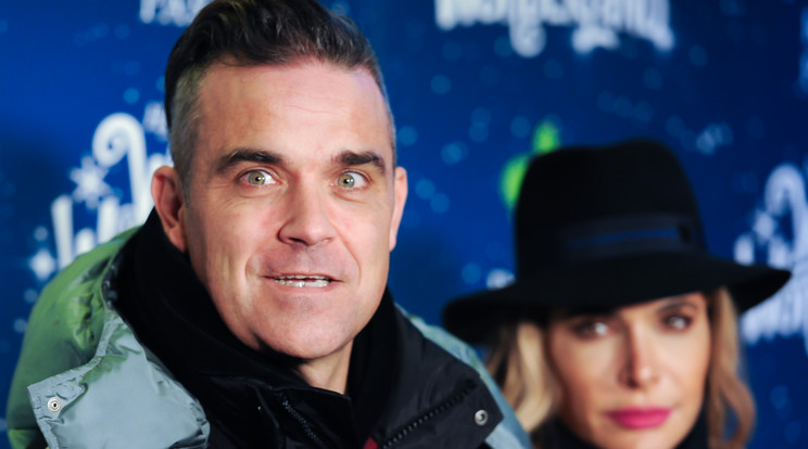 Robbie Williams nem tétlenkedik a karantén alatt sem / Fotó: Northfoto