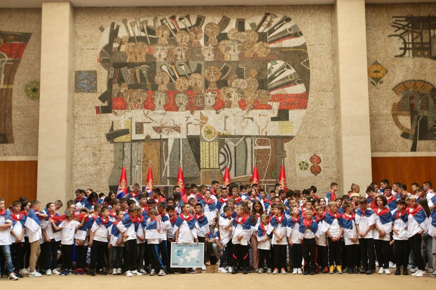 Vučić sa mladim sportistima