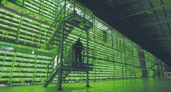 Zmierzch samotnych górników. Czas na wielkie kopalnie kryptowalut