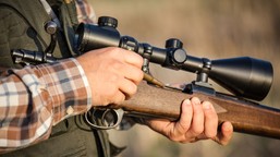 śmiertelny wypadek na polowaniu. myśliwy postrzelił kolegę