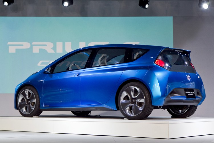 5. Toyota Prius c. Oszczędności w ciągu pięciu lat wyniosły 1469 dol.