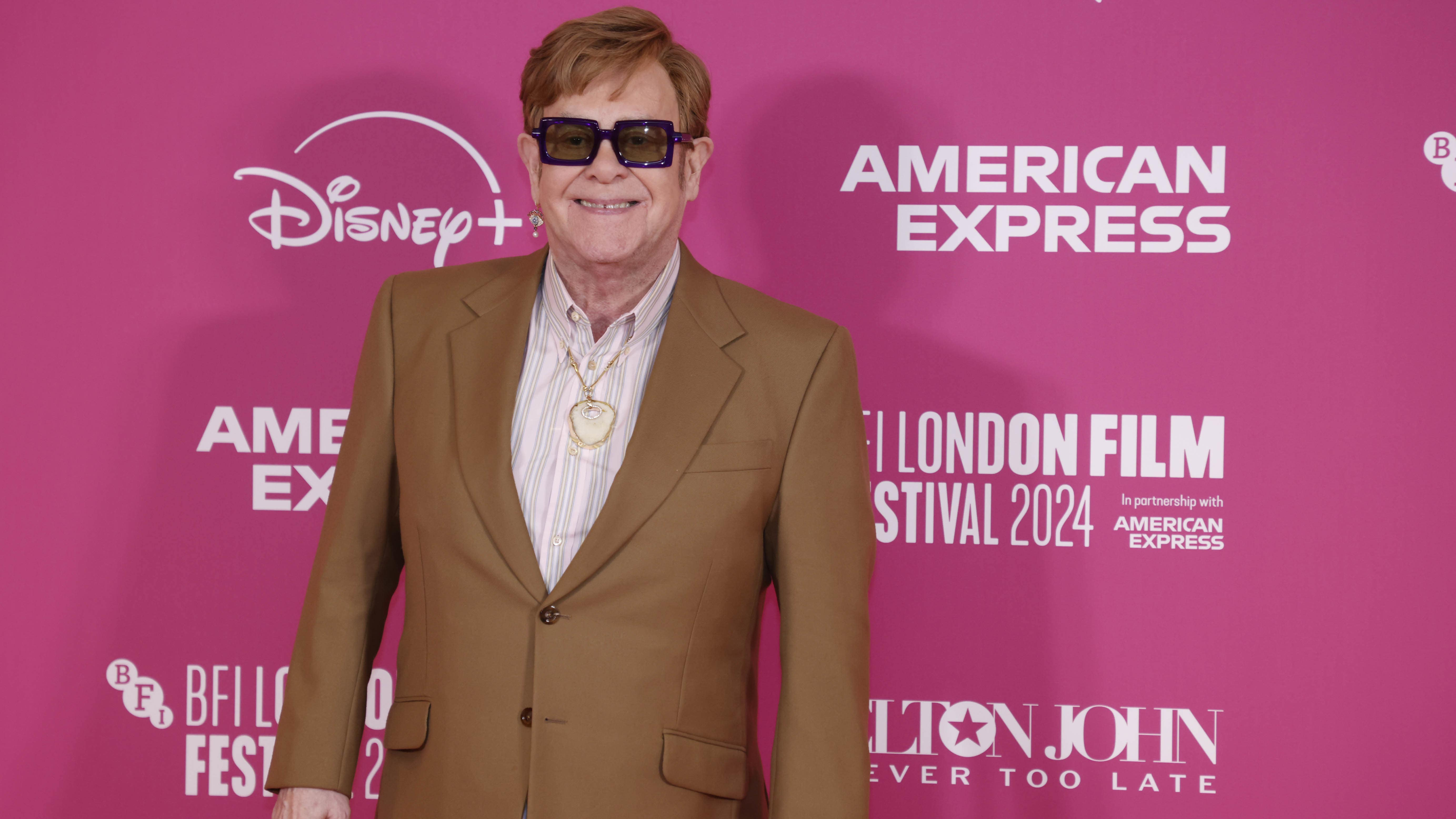 Elton John reveals he's blind in one eye: 'I can't see anything'