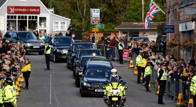 Thousands line Queen’s coffin route to pay final respects in Scotland