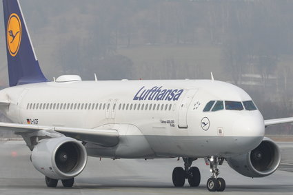 Lufthansa odwołała 40 lotów z i do Polski planowanych na wtorek 10 kwietnia