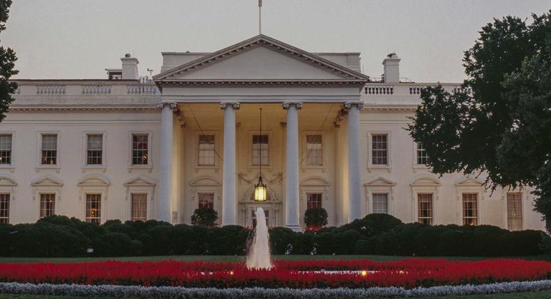 white house exterior