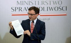 Ziobro: Wartością komisji ds. Amber Gold jest publiczny ogląd sprawy