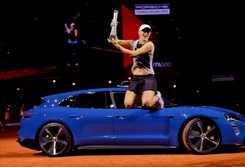 Aryna Sabalenka chciała 'wybić' szybę w Porsche Igi Świątek [WIDEO]