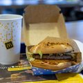 Słynna sieć fast foodów chce się zmienić i zwalniać. Przyszedł list od szefa