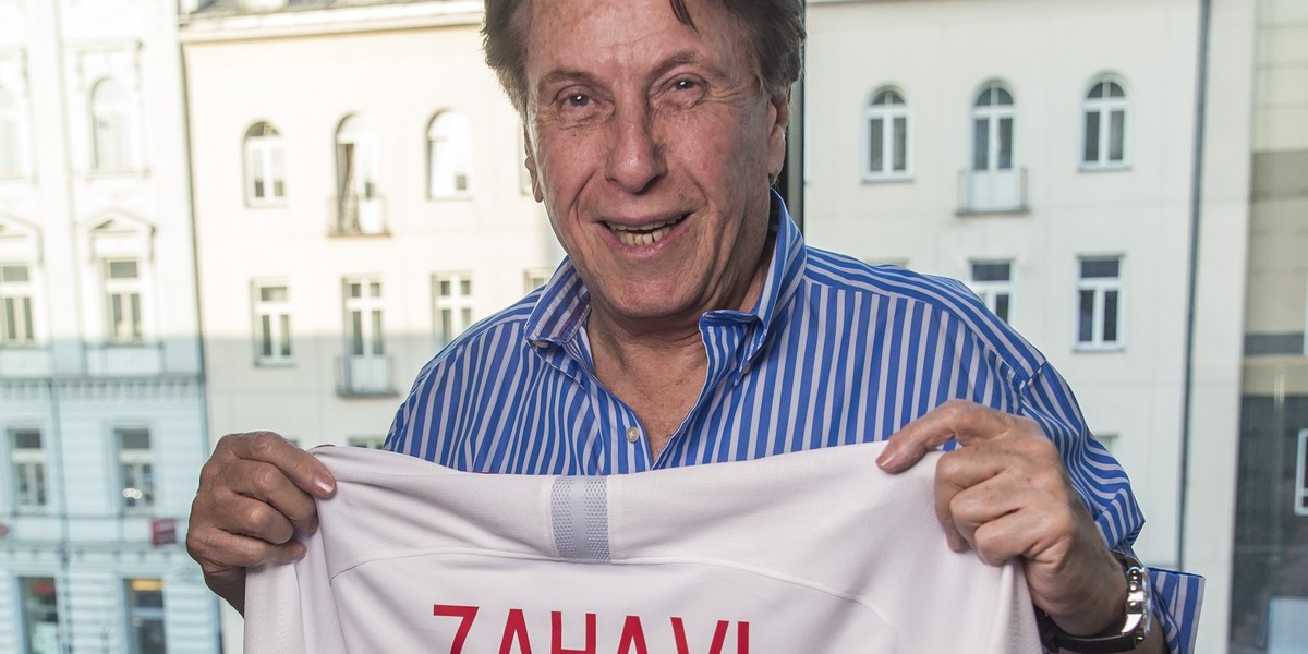 Pini Zahavi – to on sprawił, że Robert Lewandowski zagra w Barcelonie