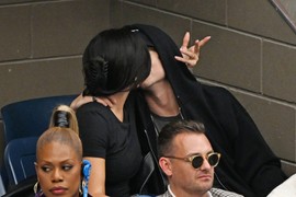 GORE MREŽE ZBOG KAJLI DŽENER I ŠALAMEA! Pre godinu i po dana ljubili se na NOVAKOVOM MEČU, STRAST danas još JAČA, tako slike kažu, ali svi sumnjaju da im je VEZA LAŽNJAK