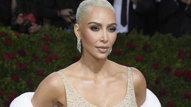 Nowy poziom ruchu "body positive"? Kim Kardashian znowu namieszała