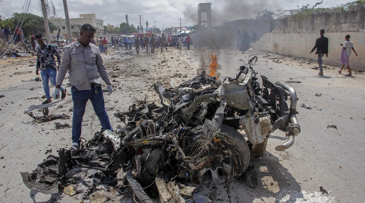 Szomáliai pokolgép merénylet / Fotó: MTI/AP/ Farah Abdi Warsameh