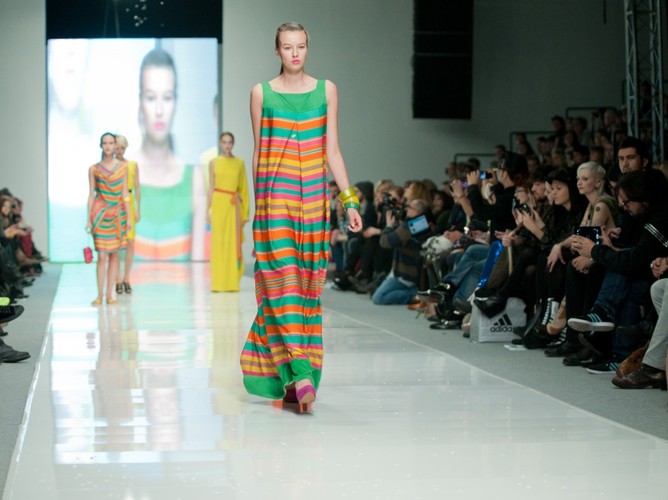SOLAR - pokaz kolekcji wiosna/lato 2012 na Fashion Week Poland Łódź.