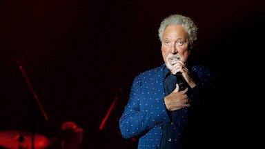 Tom Jones odwołuje koncerty