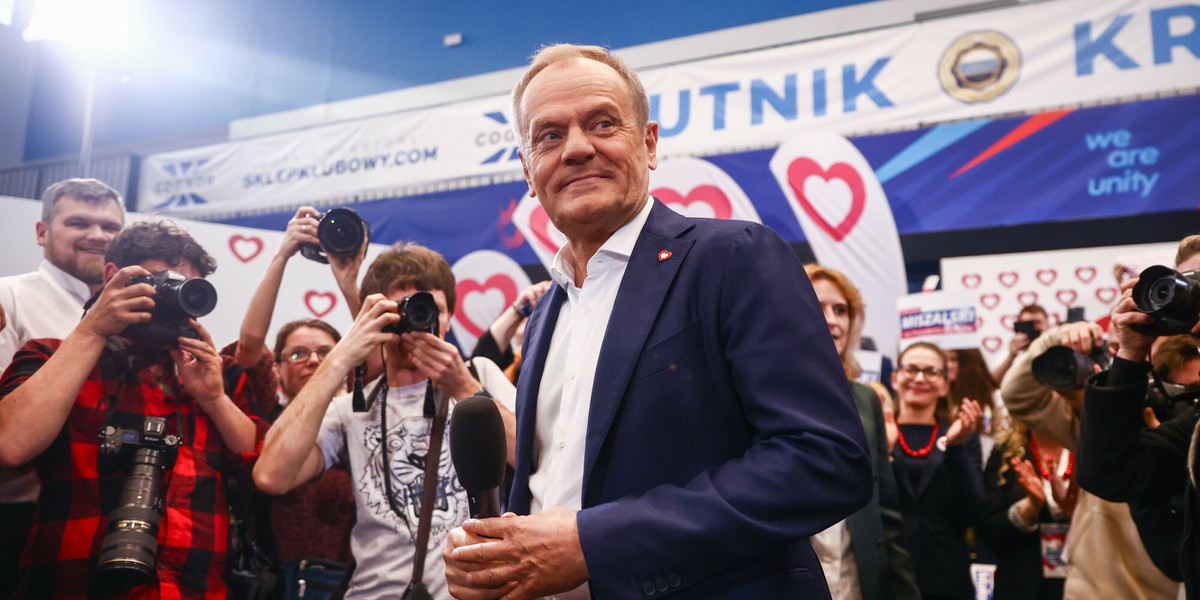 Premier Donald Tusk podczas spotkania z wyborcami w Krakowie.