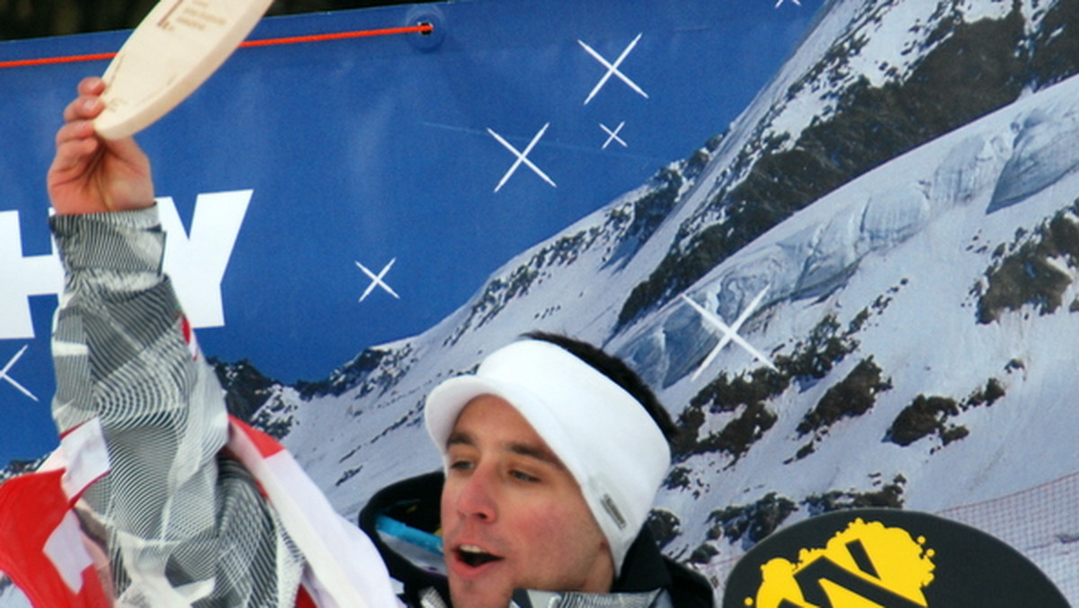 Mateusz Ligocki i Maciej Jodko wywalczyli awans do fazy finałowej w snowboardcrossie w mistrzostwach świata w snowboardzie, które rozgrywane są w kanadyjskim Stoneham.