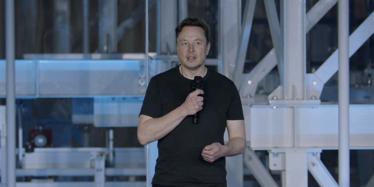 Elon Musk miał ambitne plany wobec Twittera.