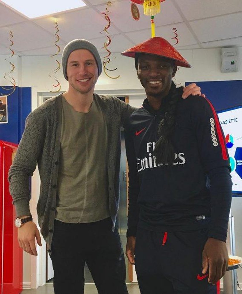 Grzegorz Krychowiak spotkał się z Ronaldinho. Fani mu zazdroszczą