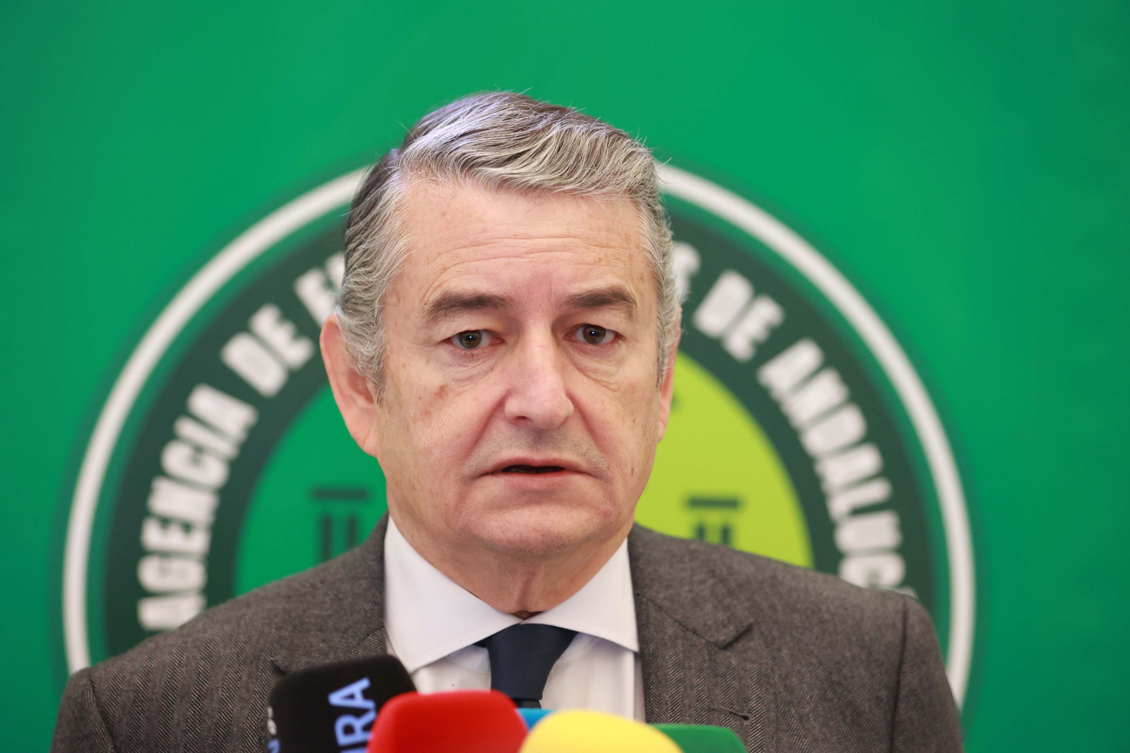 155.831 consultas canceladas en tres días: Andalucía acusa a García