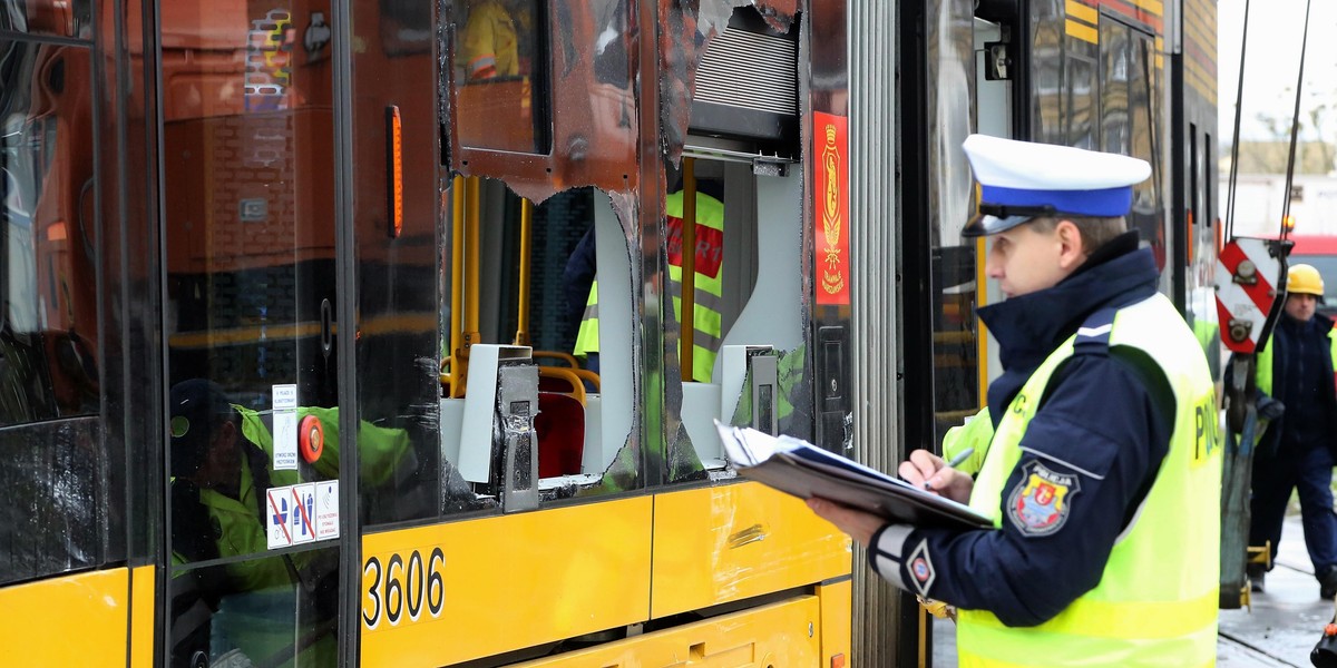 Trzy tramwaje zderzyły się w stolicy. Wielu rannych