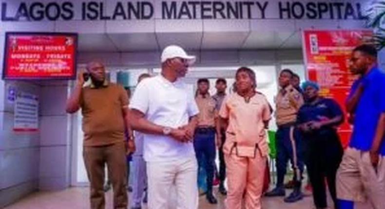 Sanwo Olu visits General Hospital (Credit: NAN)