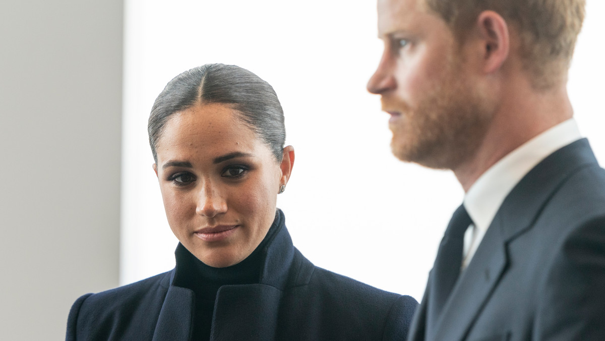 Harry i Meghan tracą przyjaciół. "Nie są uważani za godnych zaufania"