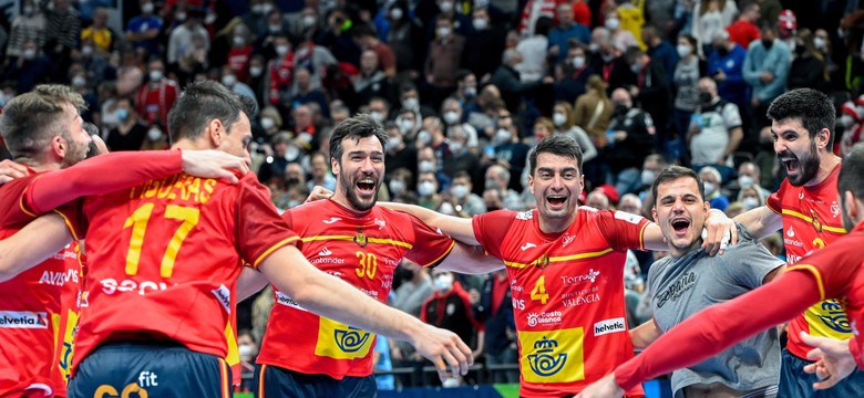 Hiszpańscy szczypiorniści pierwszymi finalistami mistrzostw Europy