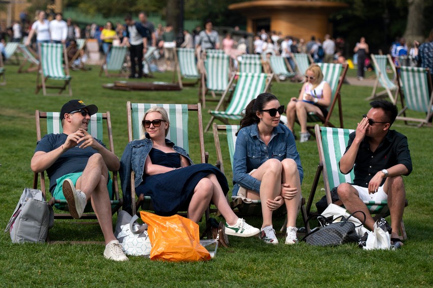 Sunčana subota u londonskom parku