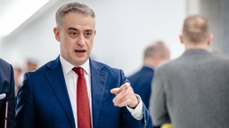 "polski safe 0 proc.". gawkowski ostro: glapiński to mały krętacz