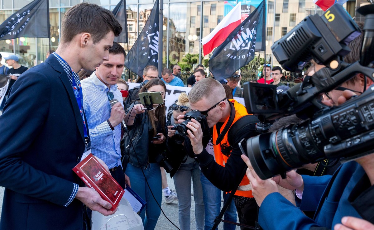 Manifestacja członków i sympatyków Młodzieży Wszechpolskiej 