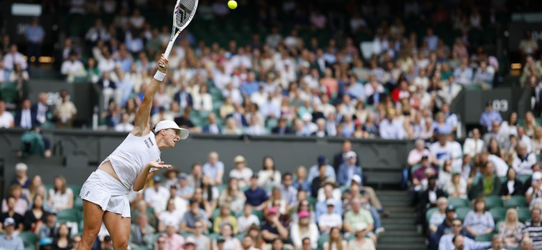 Sport w TV w poniedziałek 7 lipca. Świątek gra o ćwierćfinał Wimbledonu. Gdzie obejrzeć na żywo?