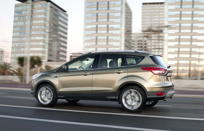 Nowy Ford Kuga z polskimi cenami