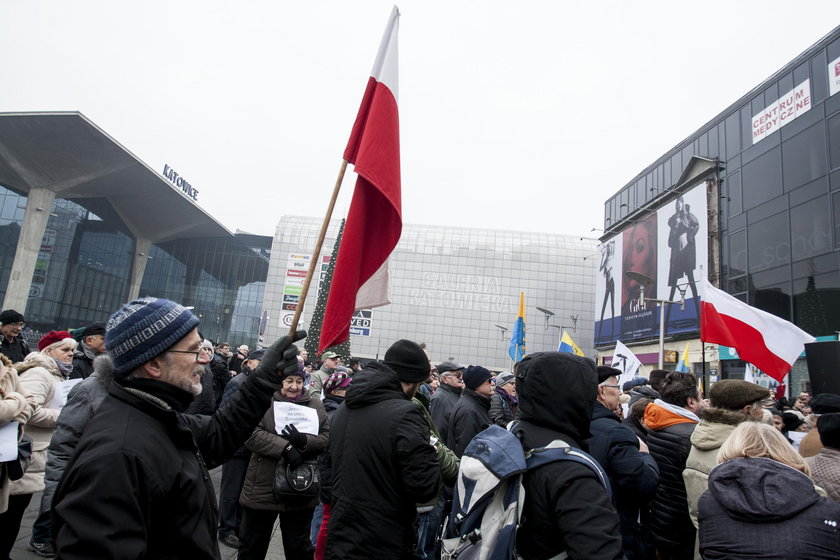 Nie dla Kaczyńskich! Protest w Katowicach