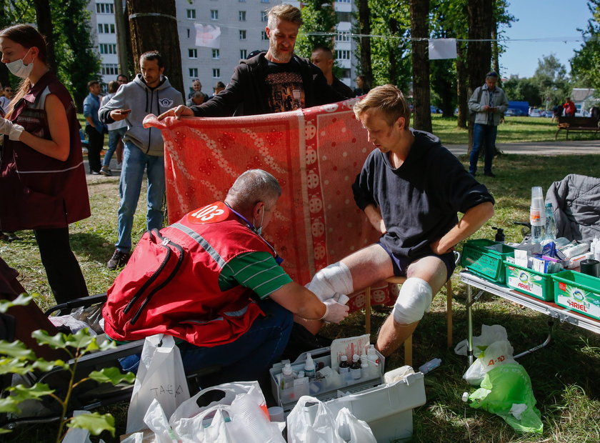 Tak bije białoruski OMON. ZDJĘCIA od +18 lat