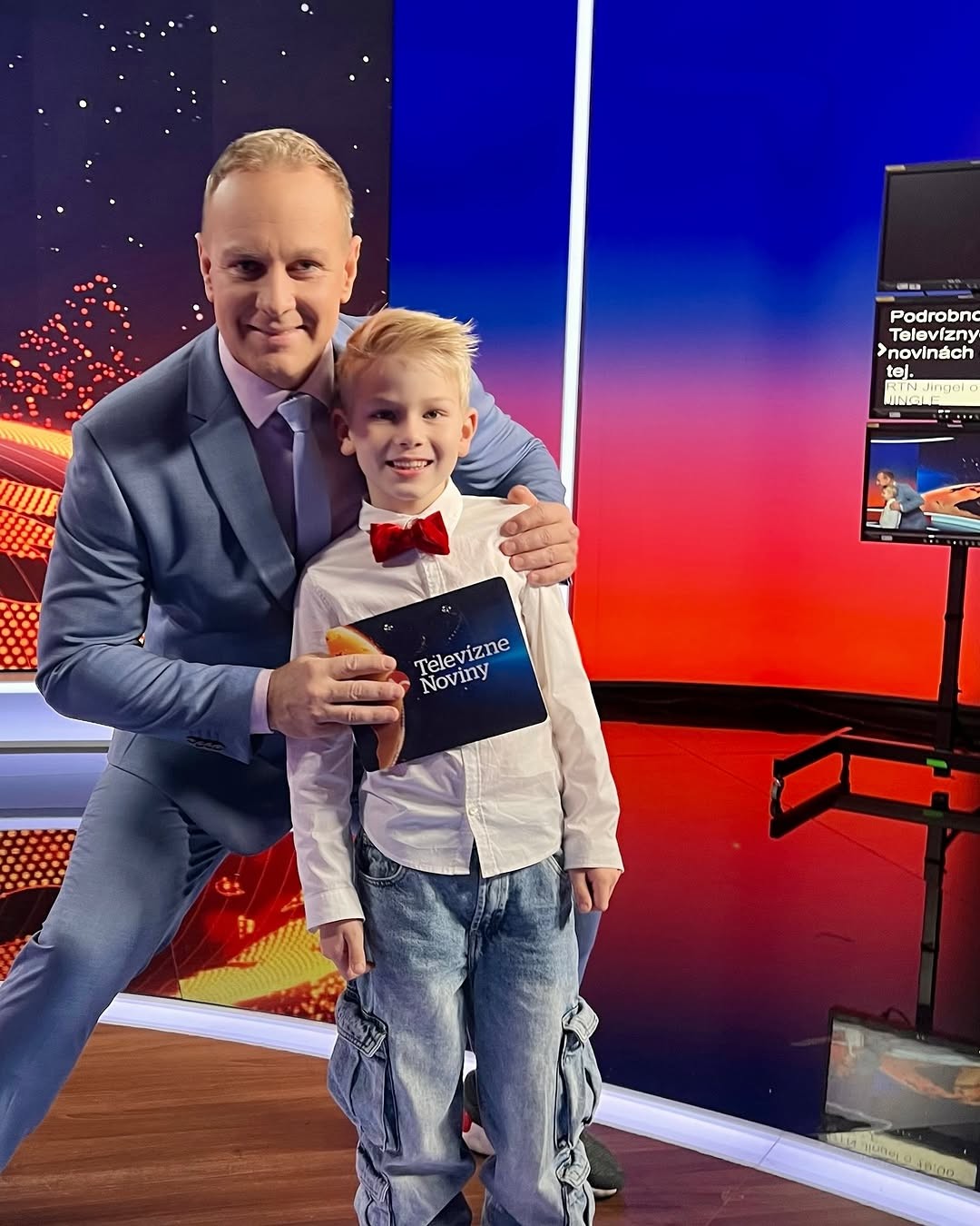 Adam navštívil otca v štúdiu Televíznych novín.