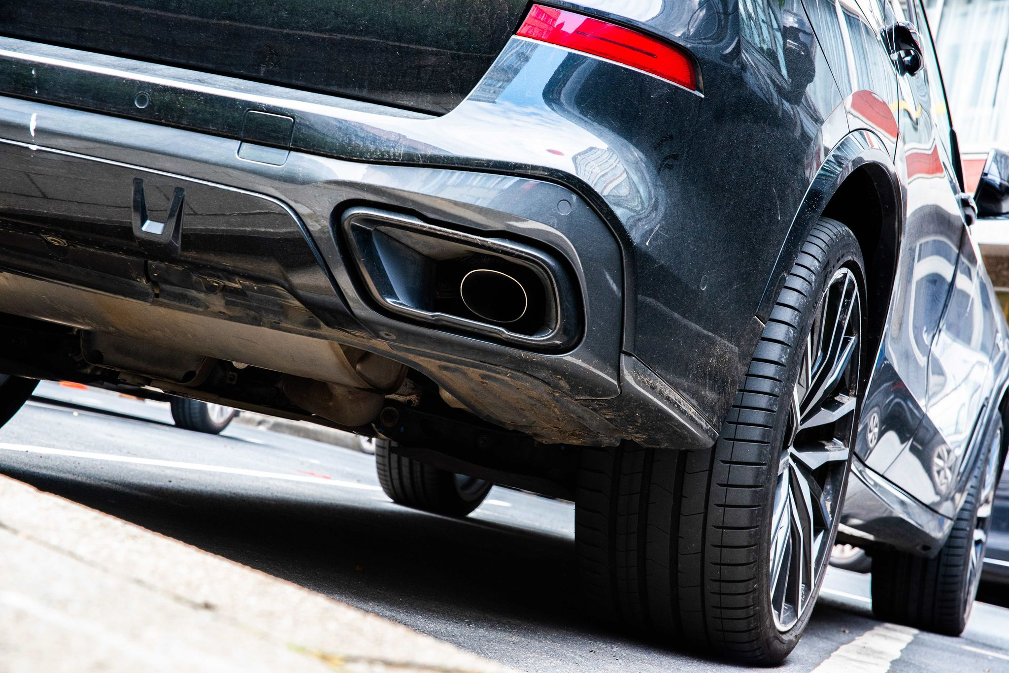 Bauschaum-Attacken auf 276 Autos: Verdacht auf russische Wahlbeeinflussung