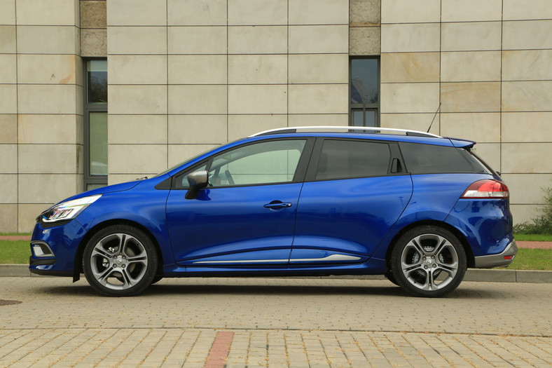 Renault Clio Grandtour 1.2 TCe - precz z nudą w kombi!