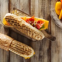 Ne egye meg ezt a paninit! Vigye vissza az Auchan-ba, nem biztonságos