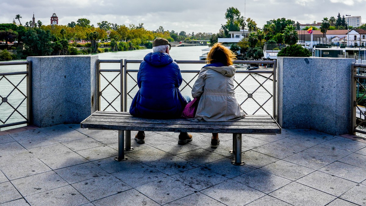 Jak dbać o siebie po 60. roku życia? Sekret 3 składników