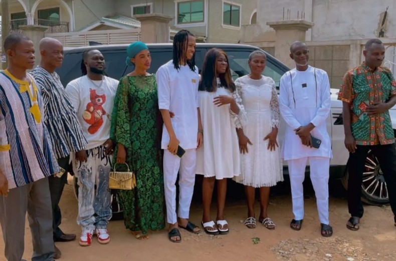 Yaa Jackson and his girlfriend met his family